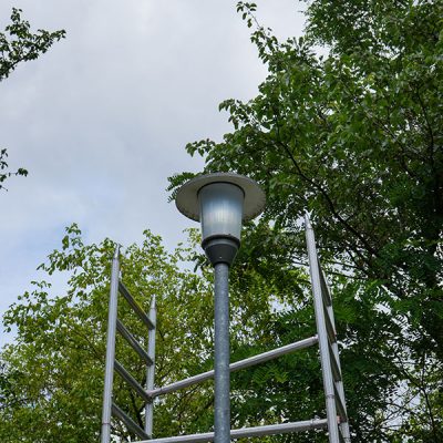 installing street light