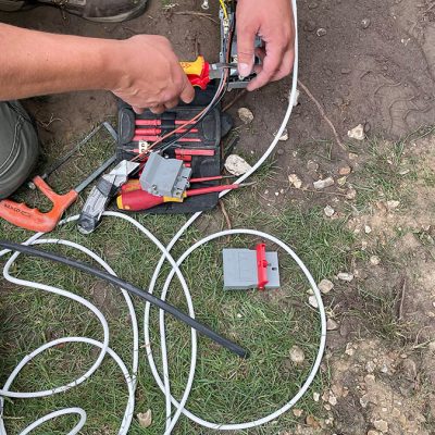 installing street light